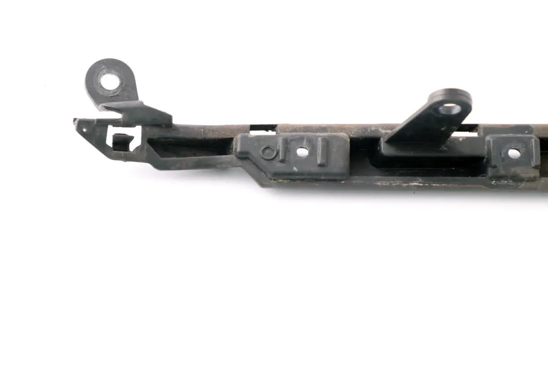 Guida Destra 5112 per BMW E81 E87 E87N LCI con numero di parte 7058518 BMW E81 E87 E87N LCI Guida Destra 5112 - SKU 7058518 - Numero di parte 7058518