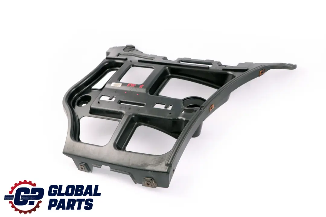 Side Rear Bumper Guide Bracket Support Trim Right O/S to BMW E90 with Part number 7058520 BMW E90 Side Rear Bumper Guide Bracket Support Trim Right O/S - SKU 7058520 - Part number 7058520