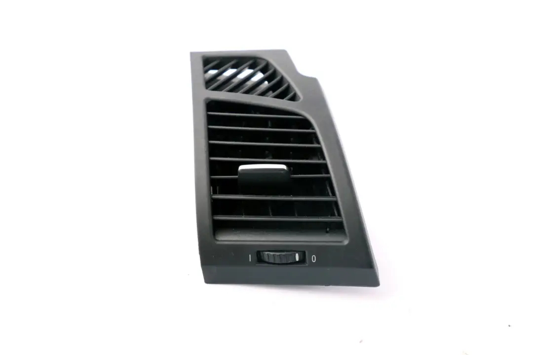  Fresh Air Grille BMW E81 E82 E87 E88 Dashboard Air Vent Right O/S - SKU 7059188 - Part number 7059188