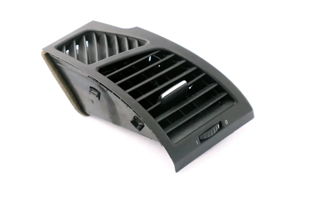  Fresh Air Grille BMW E81 E82 E87 E88 Dashboard Air Vent Right O/S - SKU 7059188 - Part number 7059188