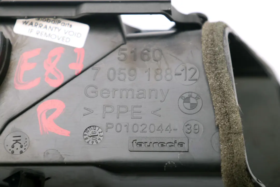 BMW E81 E82 E87 E88 Kratka Nawiewu Powietrza Prawa - SKU 7059188 - Numer Części 7059188