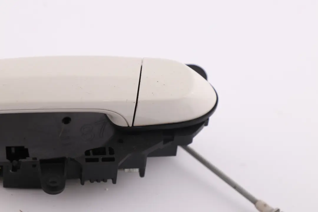 BMW 1 Series E81 E87 Complete Front Left Grab Handle N/S Alpinweiss White - SKU rhd-7059677-AW2 - Part number 7059677