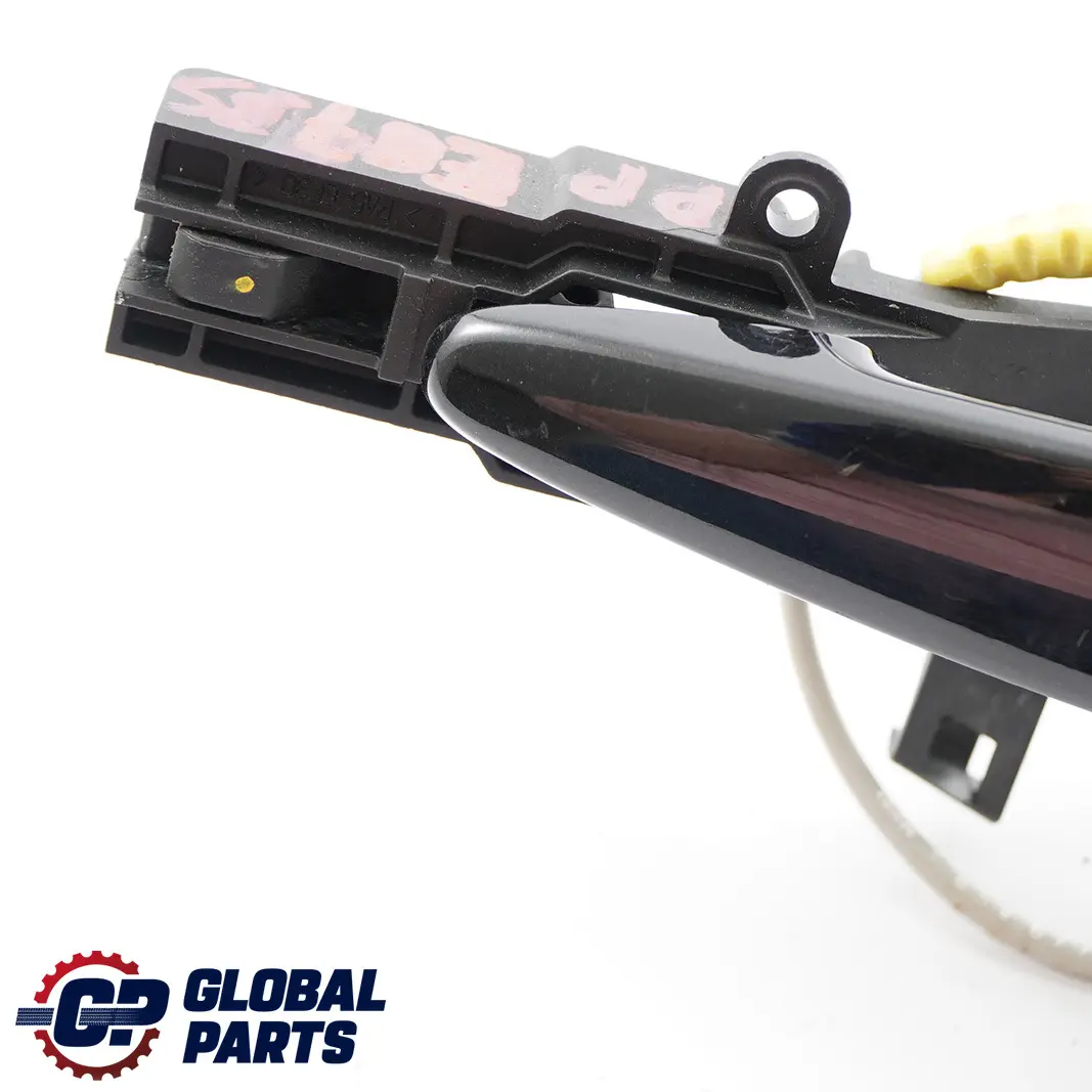 Complete Front Right Grab Handle O/S Black Sapphire to BMW 1 Series E81 E87 LCI with Part number 51217059677 51210445180 BMW 1 Series E81 E87 LCI Complete Front Right Grab Handle O/S Black Sapphire - SKU 7059677-BS - Part number 51217059677 51210445180