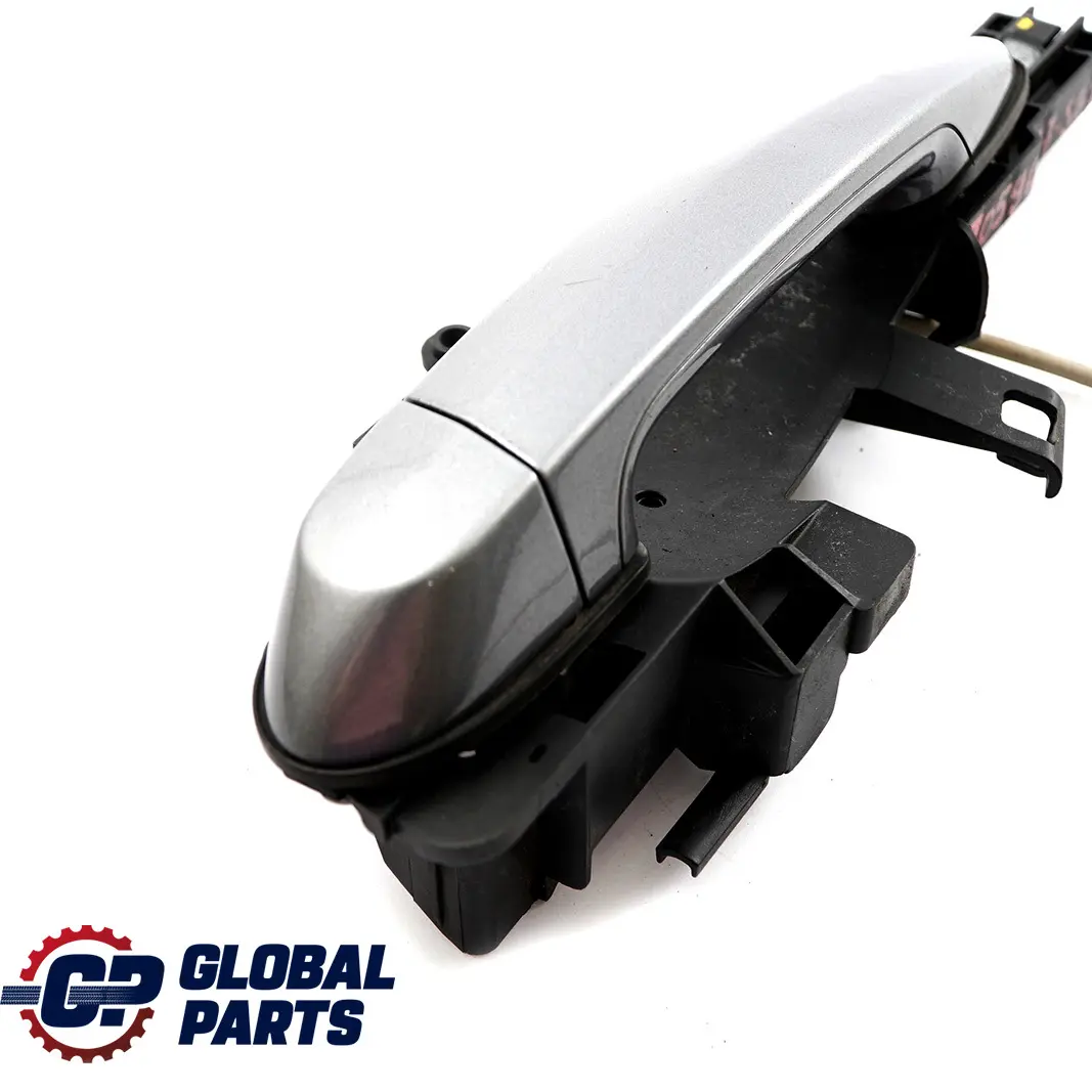 Complete Front Left Grab Handle N/S Sparkling Graphite A22 to BMW 1 Series E87 with Part number 51210392545 51217059677 BMW 1 Series E87 Complete Front Left Grab Handle N/S Sparkling Graphite A22 - SKU 7059677-SG1 - Part number 51210392545 51217059677