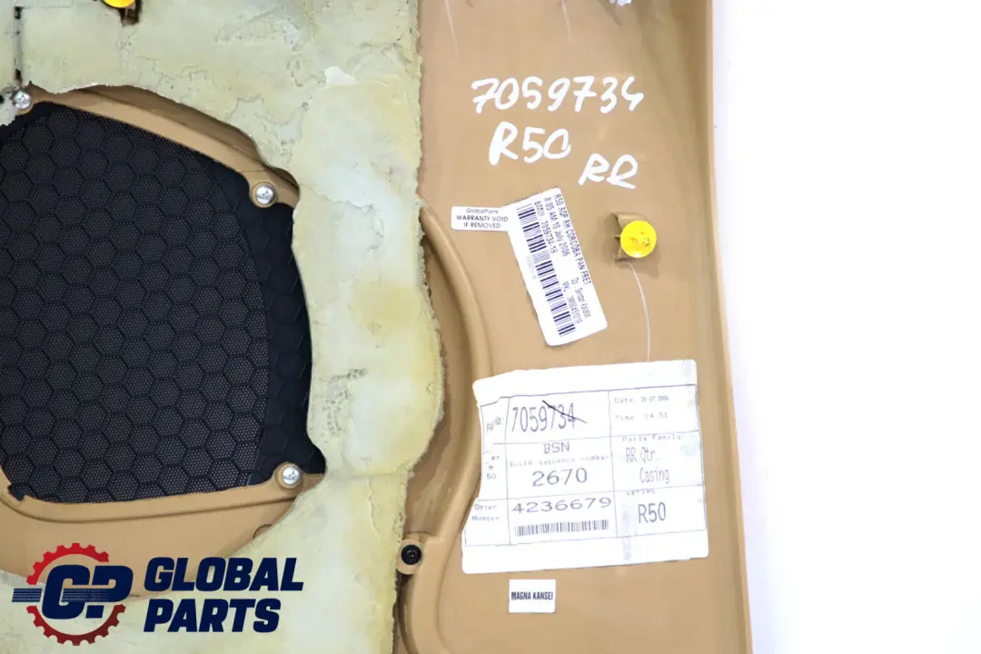 Boczek Prawy Tył Cordoba Beige do Mini Cooper R50 R53 o numerze 7059734 Mini Cooper R50 R53 Boczek Prawy Tył Cordoba Beige - SKU 7059734 - Numer Części 7059734