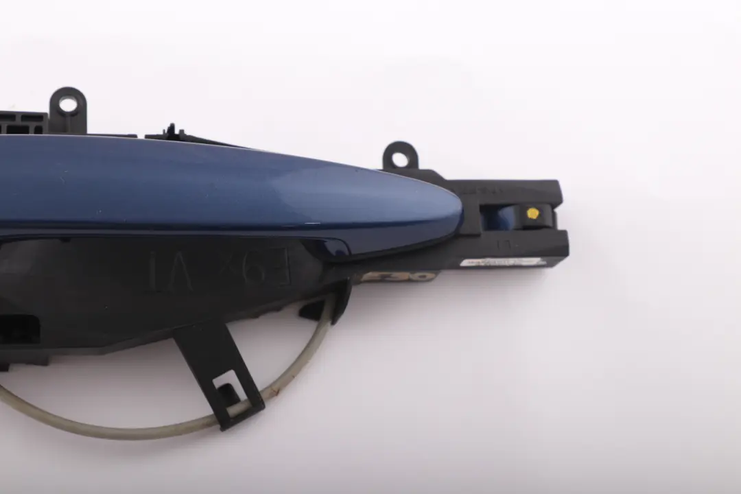 Complete Front Left Grab Handle N/S Le Mans Blau Blue to BMW 3 Series E90 E91 with Part number 7059971 BMW 3 Series E90 E91 Complete Front Left Grab Handle N/S Le Mans Blau Blue - SKU 7059971-LMB - Part number 7059971