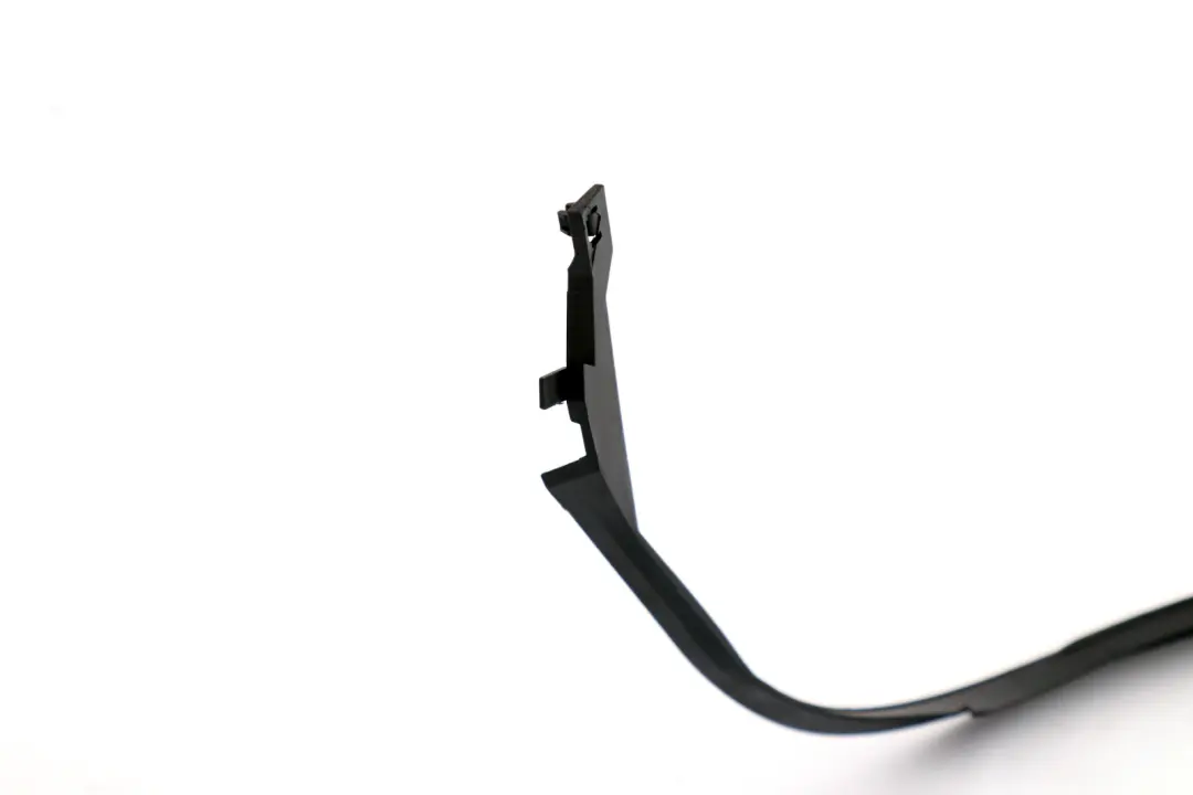BMW 5 er E60 M5 E60N Auflage Gepäckraumboden Rechts 5147 - SKU 7060046 - Teilenummer 7060046