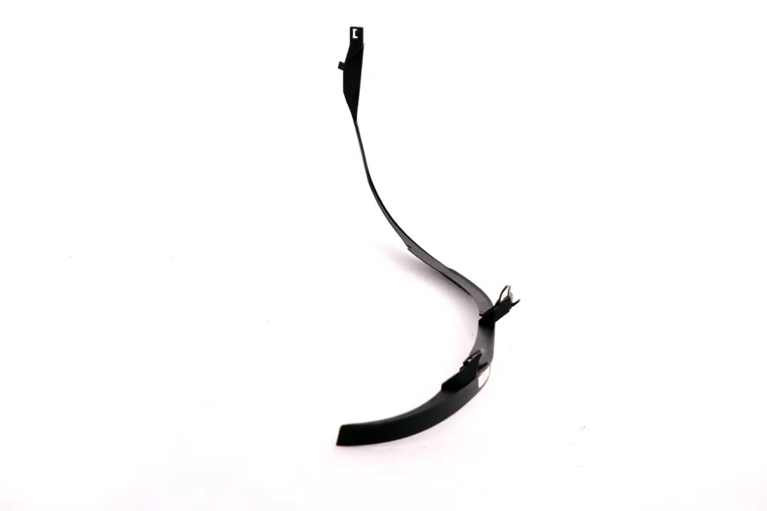 Listwa maskownica osłona bagażnika prawa do BMW E60 o numerze 7060046 BMW E60 Listwa maskownica osłona bagażnika prawa - SKU 7060046 - Numer Części 7060046