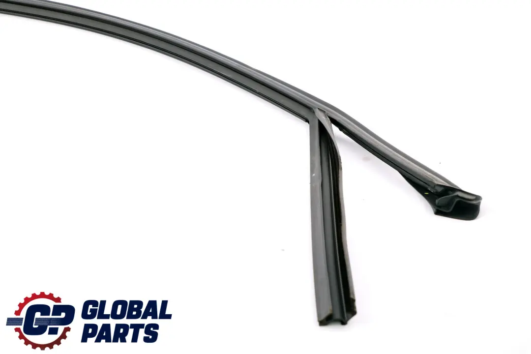 Window Guide Seal Right Front Door O/S to BMW 3 Series E90 E90N E91 E91N with Part number 7060242 BMW 3 Series E90 E90N E91 E91N Window Guide Seal Right Front Door O/S - SKU 7060242 - Part number 7060242