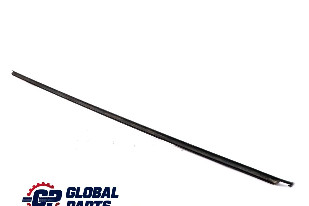 Canale Copertura Striscia Meteo Porta Esterna Posteriore Sinistra per BMW E90 E90N con numero di parte 7060249 BMW E90 E90N Canale Copertura Striscia Meteo Porta Esterna Posteriore Sinistra - SKU 7060249 - Numero di parte 7060249