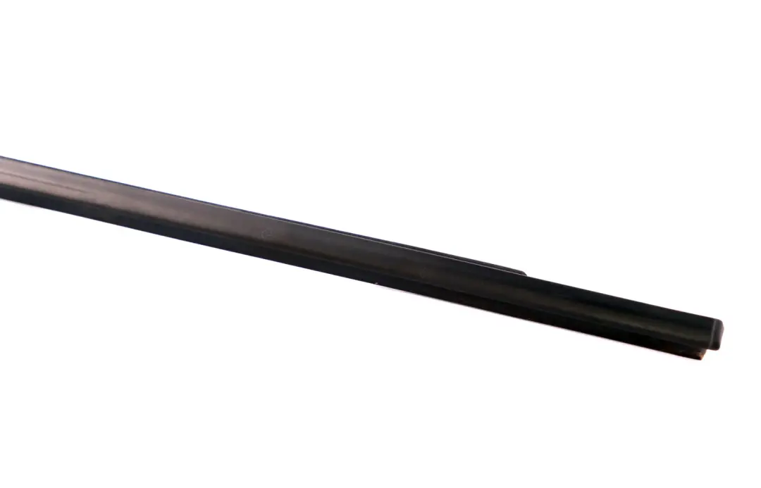  Cache Porte BMW E90 Arrière Droite Joint D'Etanchéité Extérieur Noir - SKU 7060250 - Numéro de pièce 7060250