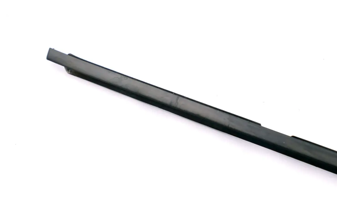  Cache Porte BMW E90 Arrière Droite Joint D'Etanchéité Extérieur Noir - SKU 7060250 - Numéro de pièce 7060250