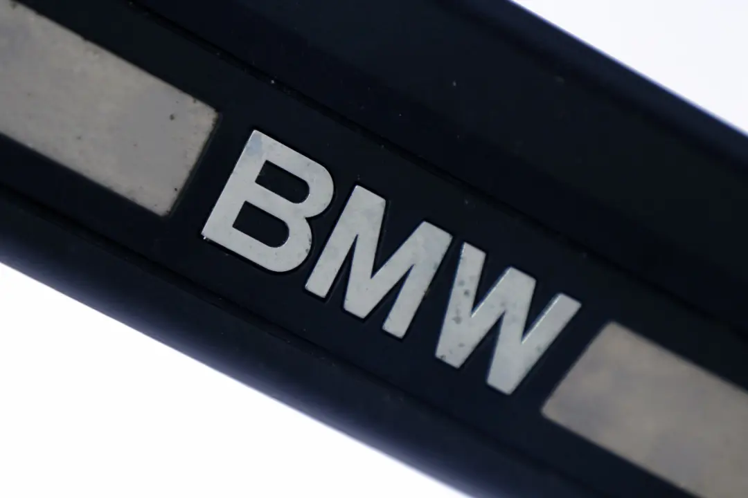 BMW E90 E91 Osłona Listwa Progu Progowa Lewy Przód - SKU 7060279-1 - Numer Części 7060279