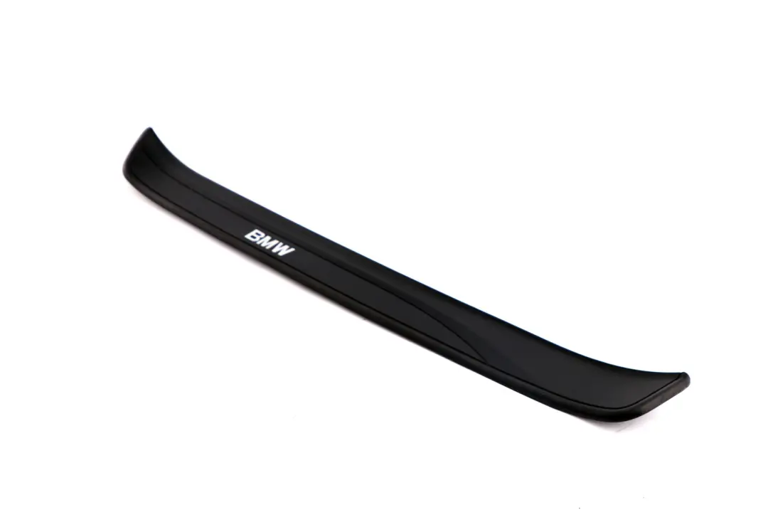 Embellecedor umbral puerta delantera BMW E90 E91 LCI Izquierda para con número de pieza 7060279 Embellecedor umbral puerta delantera BMW E90 E91 LCI Izquierda - SKU 7060279 - Número de pieza 7060279