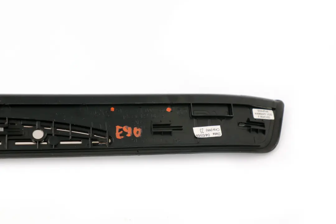 Driver Front Door Sill Trim Right O/S to BMW 3 Series E90 E91 LCI with Part number 7060280 BMW 3 Series E90 E91 LCI Driver Front Door Sill Trim Right O/S - SKU 7060280 - Part number 7060280