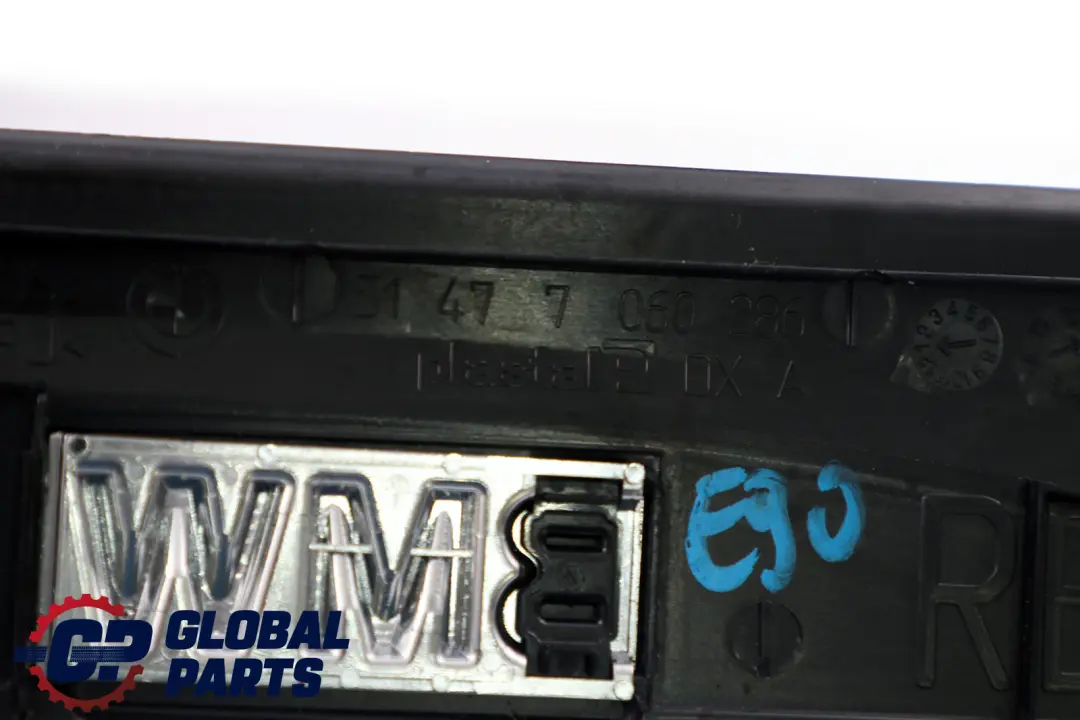 BMW 3 er E90 E91 LCI Blende Einstieg Hinten Rechts Schwarz - SKU 7060286-1 - Teilenummer 7907160