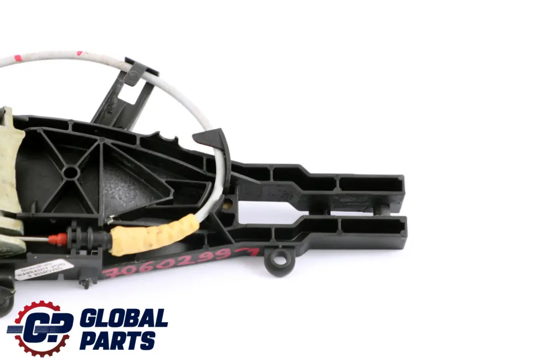 Left Exterior Carrier Handle Grab N/S Bracket to BMW E90 E91 Rear with Part number 7060299 BMW E90 E91 Rear Left Exterior Carrier Handle Grab N/S Bracket - SKU 7060299-1 - Part number 7060299