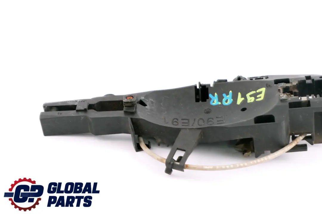 Träger Türaussengriff Hinten Rechts 5122 für BMW 3 er 2 E90 E91 mit Teilenummer 7060299 BMW 3 er 2 E90 E91 Träger Türaussengriff Hinten Rechts 5122 - SKU 7060299-2 - Teilenummer 7060299