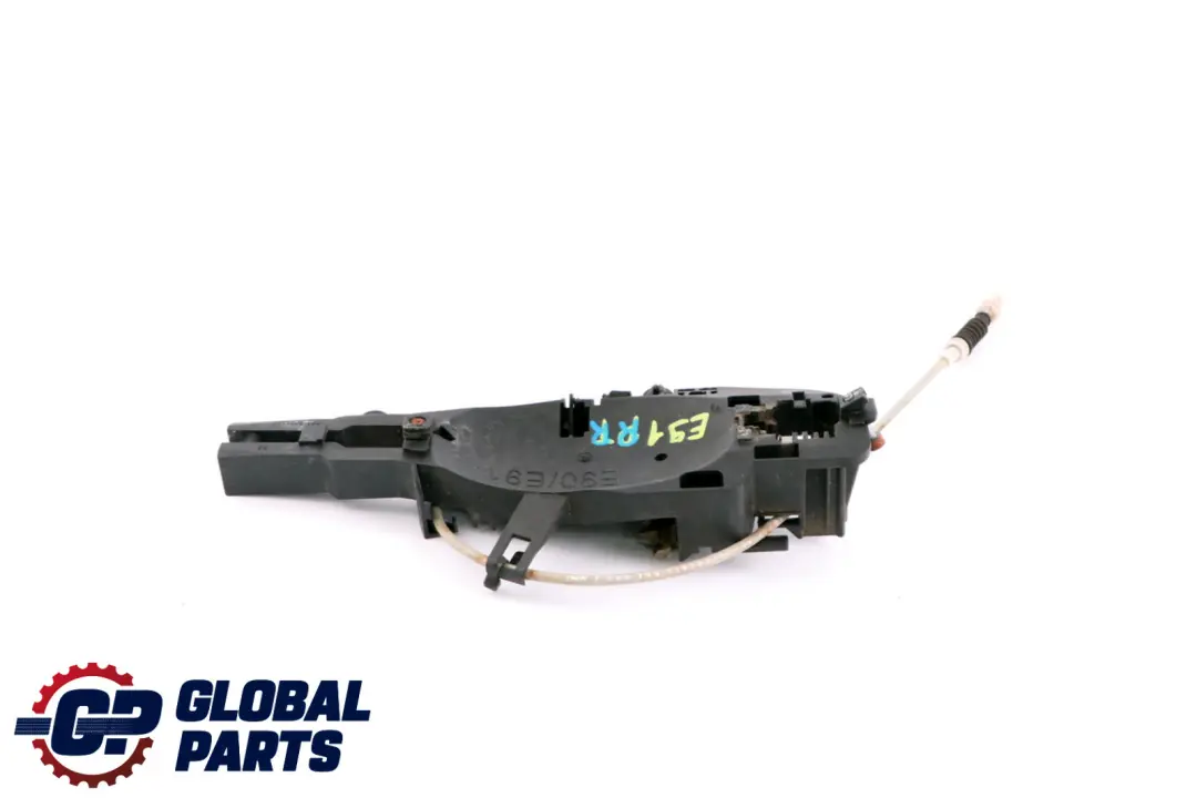 Soporte de Manilla Exterior de Puerta Trasera Derecha para BMW E90 E91 con número de pieza 7060299 BMW E90 E91 Soporte de Manilla Exterior de Puerta Trasera Derecha - SKU 7060299-2 - Número de pieza 7060299