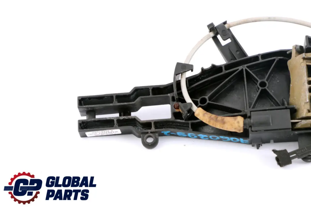 Transporteur Exterieur de Poignee de Porte Arriere Droite pour BMW 3 2 E90 E91 à propos du numéro de pièce 7060299 BMW 3 2 E90 E91 Transporteur Exterieur de Poignee de Porte Arriere Droite - SKU 7060299-2 - Numéro de pièce 7060299