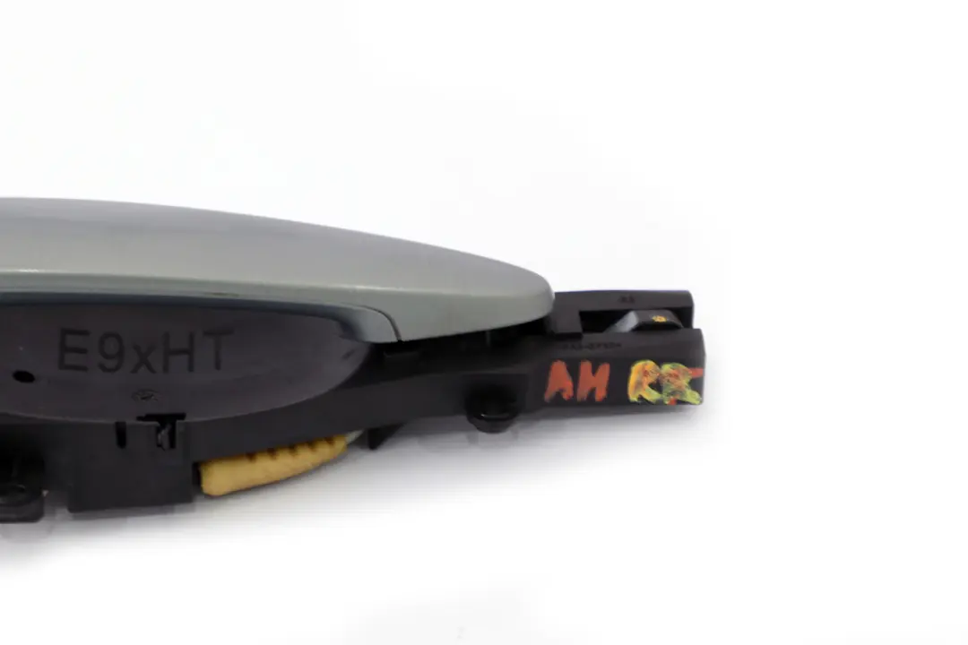 BMW E90 E91 Klamka prawa tylna tył arktis A34 - SKU 7060299-AM - Numer Części 7060299
