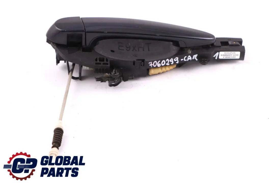 Asidero trasero derecho completo Carbonschwarz para BMW E90 E91 LCI con número de pieza 7060299 BMW E90 E91 LCI Asidero trasero derecho completo Carbonschwarz - SKU 7060299-CAR1 - Número de pieza 7060299