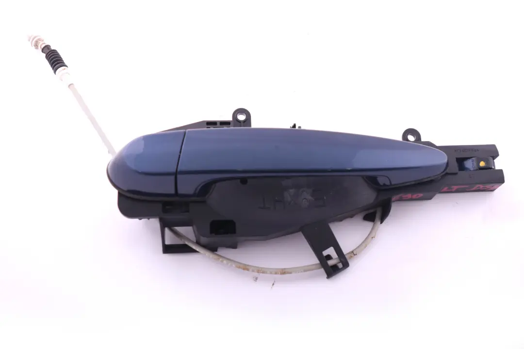 Complete Rear Left Grab Handle N/S Tiefseeblau Blue to BMW 3 Series E90 E91 with Part number 7060299 BMW 3 Series E90 E91 Complete Rear Left Grab Handle N/S Tiefseeblau Blue - SKU 7060299-DSB - Part number 7060299