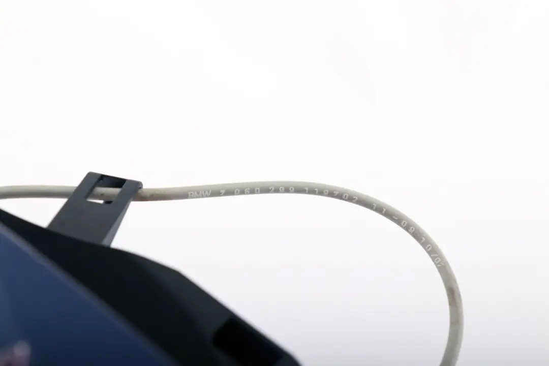 Completo Posteriore Sinistra Maniglia le Mans Blu per BMW E90 E91 con numero di parte 7060299 BMW E90 E91 Completo Posteriore Sinistra Maniglia le Mans Blu - SKU 7060299-LMB - Numero di parte 7060299