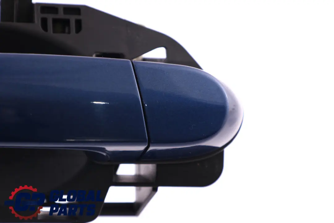 BMW E90 E91 Maniglia Posteriore Destra Porta O/S Le Mans Blau Blue 381 - SKU 7060299-LMB1 - Numero di parte 7060299