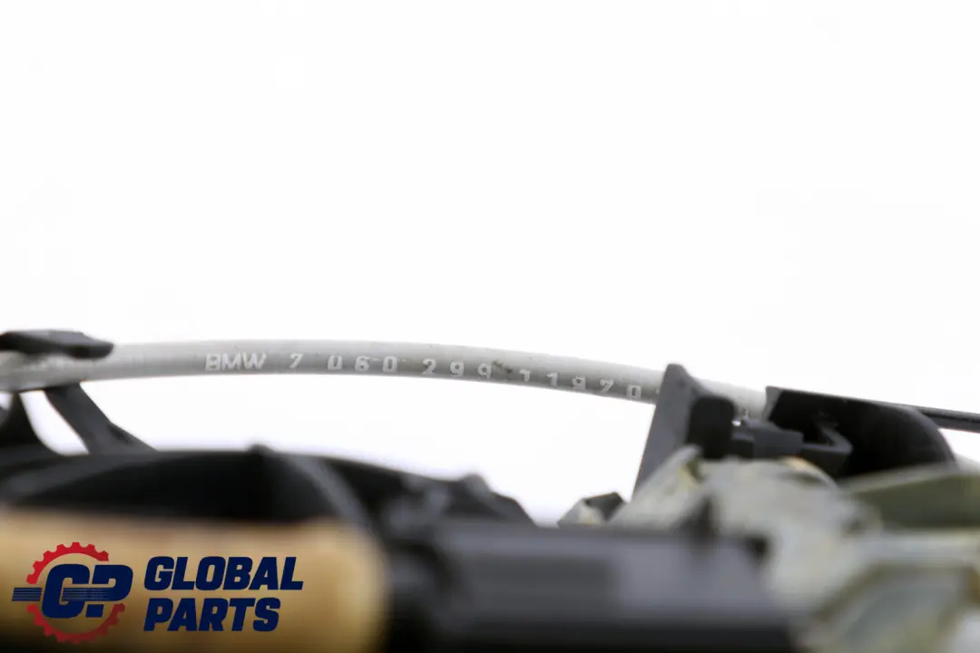 Asidero Trasero Derecho Puerta O/S Le Mans Blau Azul 381 para BMW E90 E91 con número de pieza 7060299 BMW E90 E91 Asidero Trasero Derecho Puerta O/S Le Mans Blau Azul 381 - SKU 7060299-LMB1 - Número de pieza 7060299