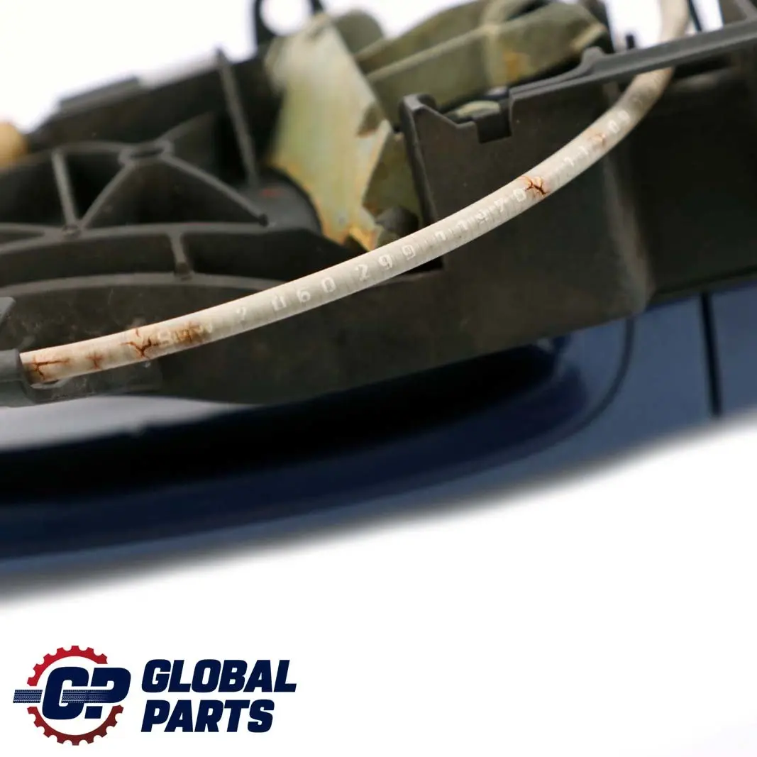 Asidero Puerta Izquierda Trasero Montegoblau Montego Azul para BMW E90 E91 con número de pieza 7060299 BMW E90 E91 Asidero Puerta Izquierda Trasero Montegoblau Montego Azul - SKU 7060299-MTB1 - Número de pieza 7060299