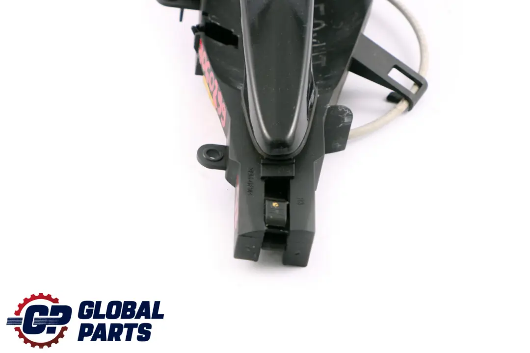 Complete Grab Handle Schwarz 2 Black 668 Right Rear O/S to BMW 3 Series E90 E91 with Part number 7199835 BMW 3 Series E90 E91 Complete Grab Handle Schwarz 2 Black 668 Right Rear O/S - SKU 7060299-SCH - Part number 7199835