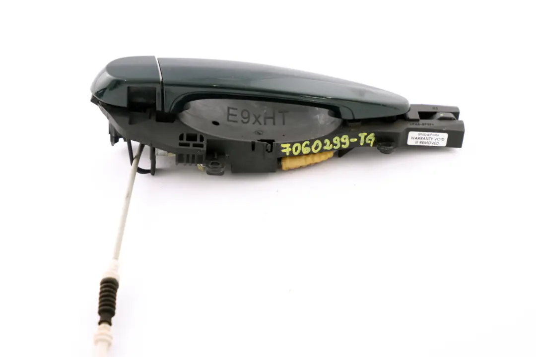 Complete Rear Right Grab Handle O/S Tiefgruen Deep Green to BMW 3 Series E90 E91 with Part number 7060299 BMW 3 Series E90 E91 Complete Rear Right Grab Handle O/S Tiefgruen Deep Green - SKU 7060299-TG - Part number 7060299