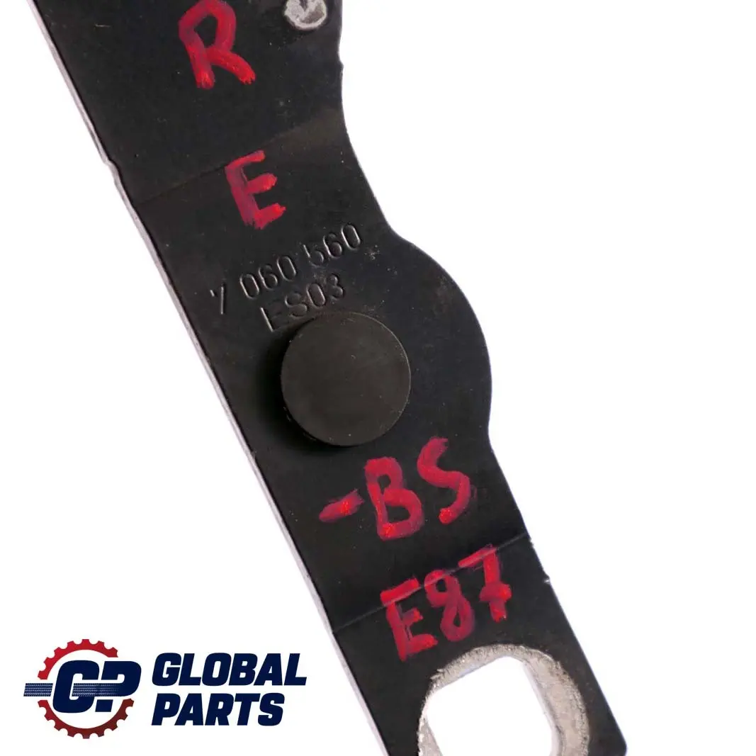 Charniere Rabat Droite Noir Sapphire Noir pour BMW 1 E81 E87 à propos du numéro de pièce 7060560 BMW 1 E81 E87 Charniere Rabat Droite Noir Sapphire Noir - SKU 7060560-BS - Numéro de pièce 7060560