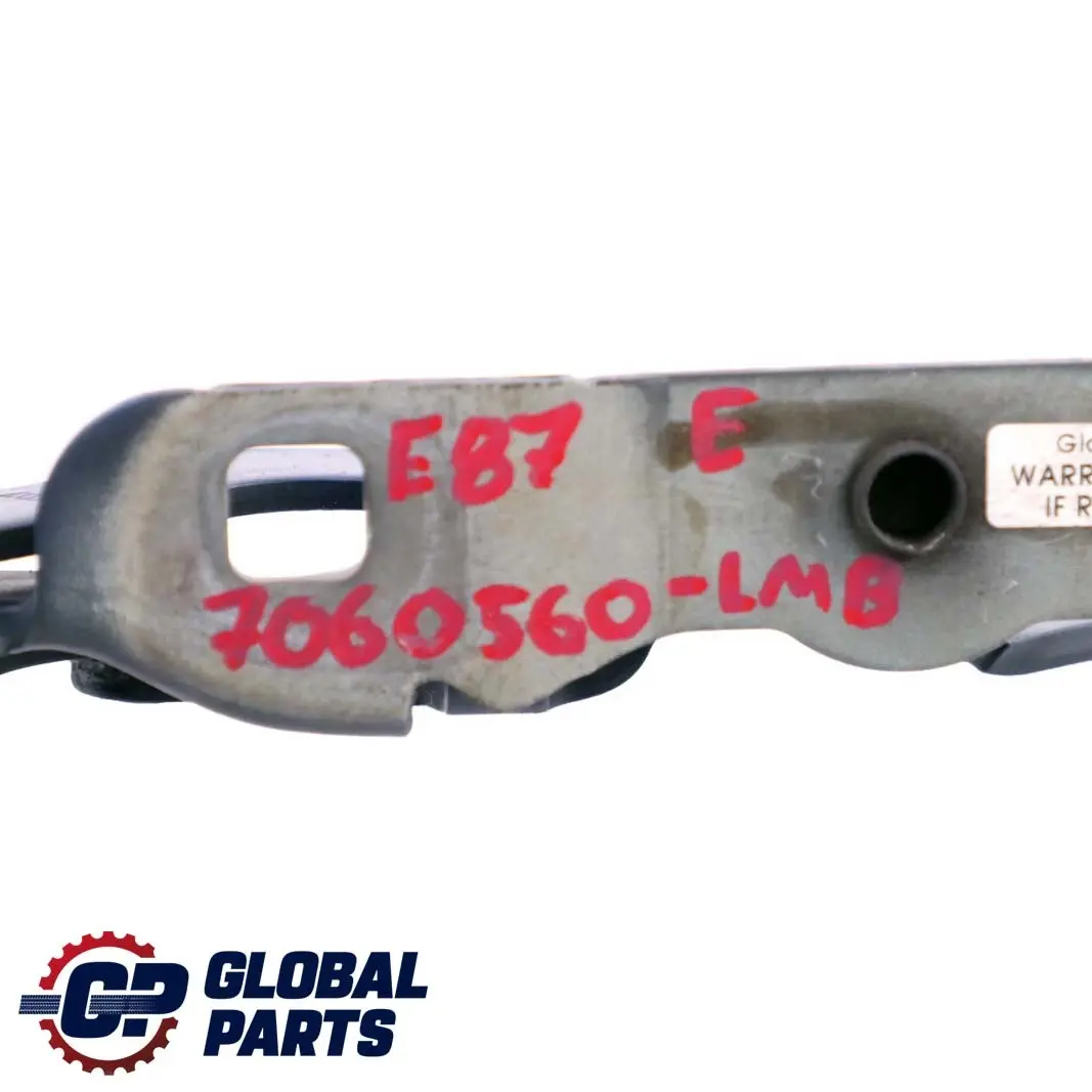 Scharnier Frontklappe Rechts Le Mans Blau Metallic für BMW 1 er E81 E87 mit Teilenummer 7060560 BMW 1 er E81 E87 Scharnier Frontklappe Rechts Le Mans Blau Metallic - SKU 7060560-LMB - Teilenummer 7060560