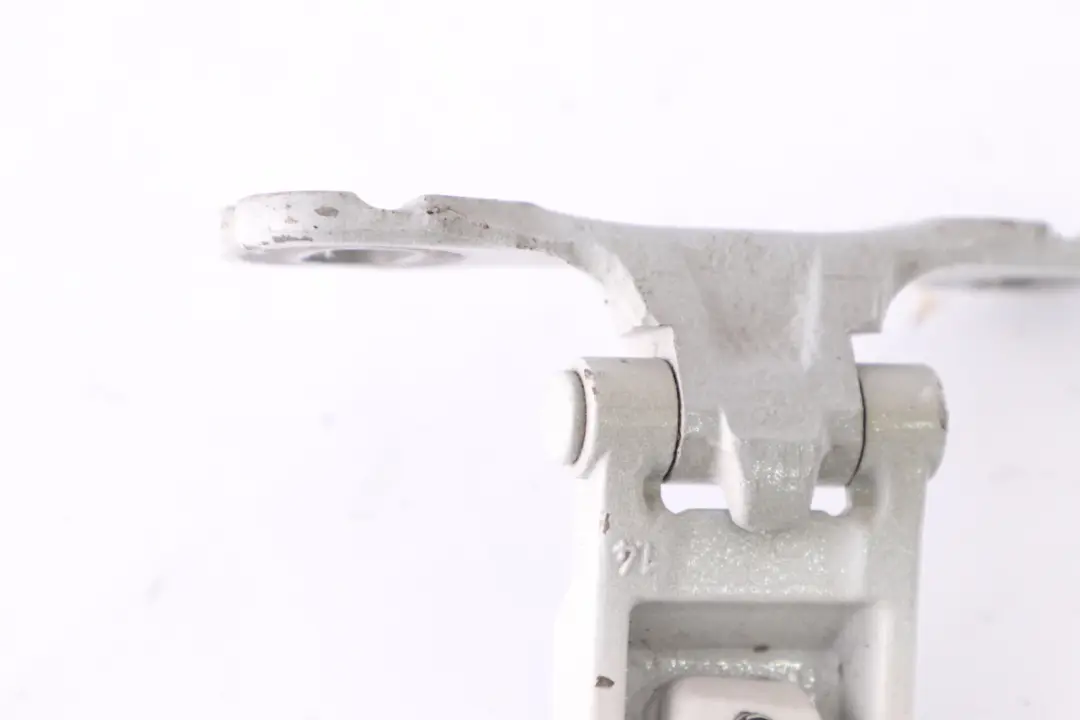 Left Trunk Lid Hinge N/S White 7060625 to BMW 1 Series E81 E87 E87 LCI Rear with Part number 7067219 BMW 1 Series E81 E87 E87 LCI Rear Left Trunk Lid Hinge N/S White 7060625 - SKU 7060625-WHI - Part number 7067219