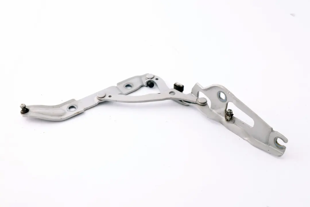 Scharnier Heckklappe Rechts Silber für BMW 3 er E90 E92 mit Teilenummer 7060628 BMW 3 er E90 E92 Scharnier Heckklappe Rechts Silber - SKU 7060628-2 - Teilenummer 7060628
