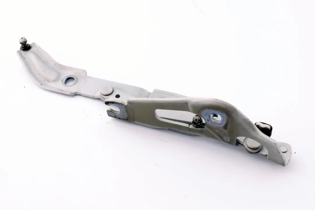 Scharnier Heckklappe Rechts Silber für BMW 3 er E90 E92 mit Teilenummer 7060628 BMW 3 er E90 E92 Scharnier Heckklappe Rechts Silber - SKU 7060628-2 - Teilenummer 7060628