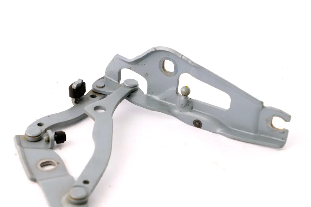 Zawias klapy bagażnika tylny tył prawy do BMW E90 E92 o numerze 7060628 BMW E90 E92 Zawias klapy bagażnika tylny tył prawy - SKU 7060628 - Numer Części 7060628