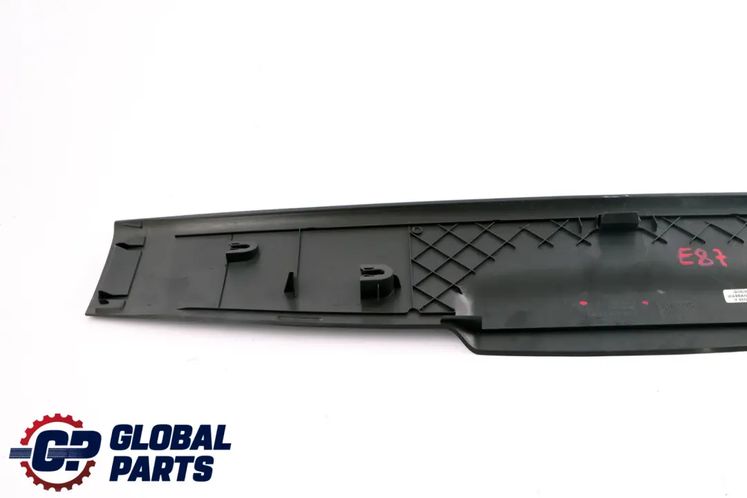 Panel embellecedor superior del maletero 5149 para BMW E81 E87 E87N con número de pieza 7060635 BMW E81 E87 E87N Panel embellecedor superior del maletero 5149 - SKU 7060635 - Número de pieza 7060635