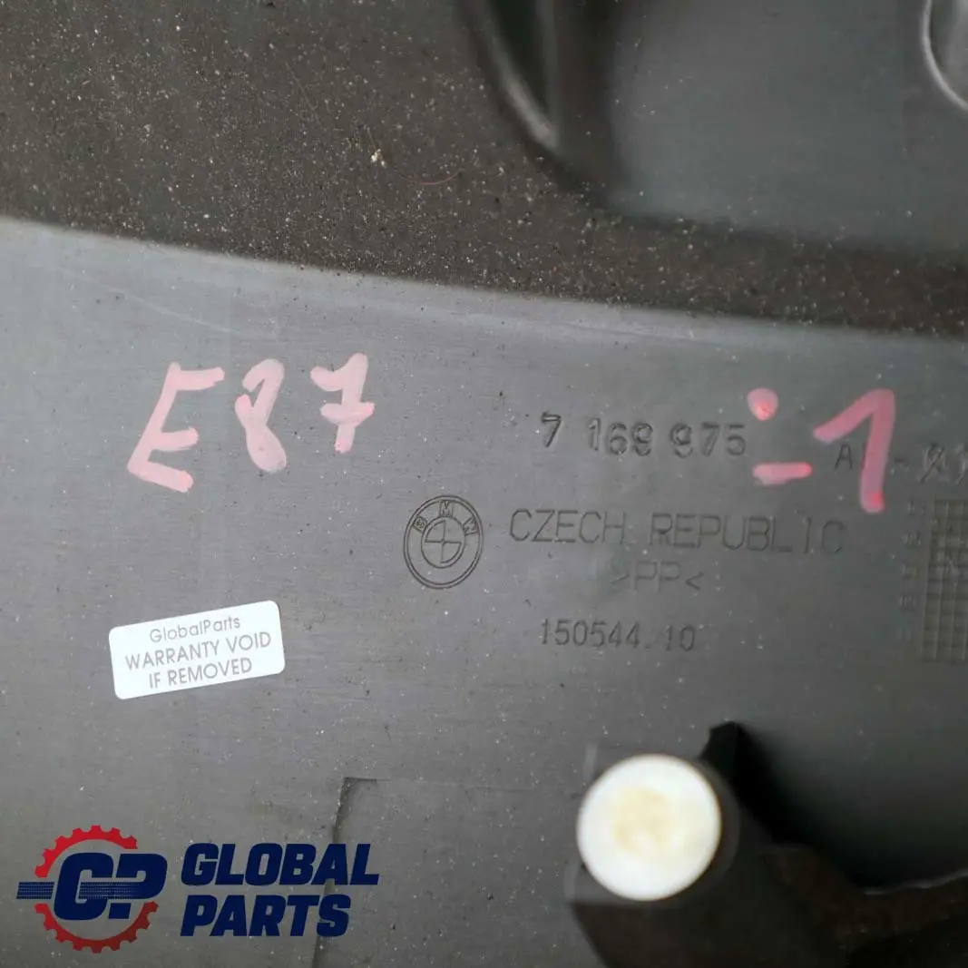 Coperchio pannello rivestimento bagagliaio inferiore interno 7169975 per BMW E81 E87 con numero di parte 7060637 BMW E81 E87 Coperchio pannello rivestimento bagagliaio inferiore interno 7169975 - SKU 7060637-1 - Numero di parte 7060637