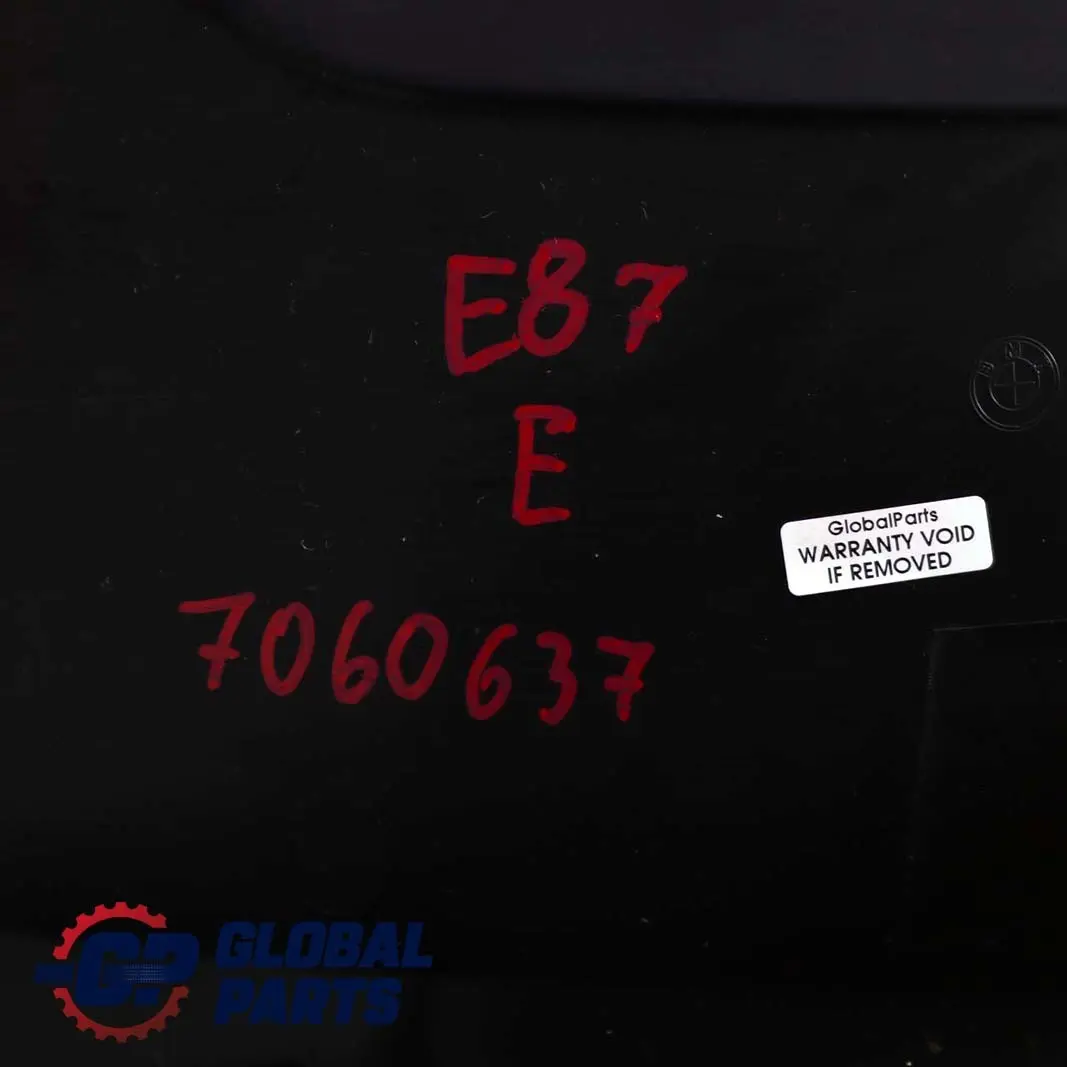 Revetement couvercle inf. coffre arriere pour BMW 1 Serie E81 E87 E87N à propos du numéro de pièce 7060637 BMW 1 Serie E81 E87 E87N Revetement couvercle inf. coffre arriere - SKU 7060637 - Numéro de pièce 7060637