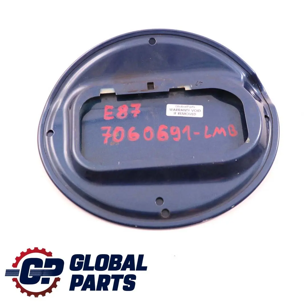Coperchio sportello riempimento carburante Le Mans Blau Blue per BMW E87 con numero di parte 7060691 BMW E87 Coperchio sportello riempimento carburante Le Mans Blau Blue - SKU 7060691-LMB - Numero di parte 7060691