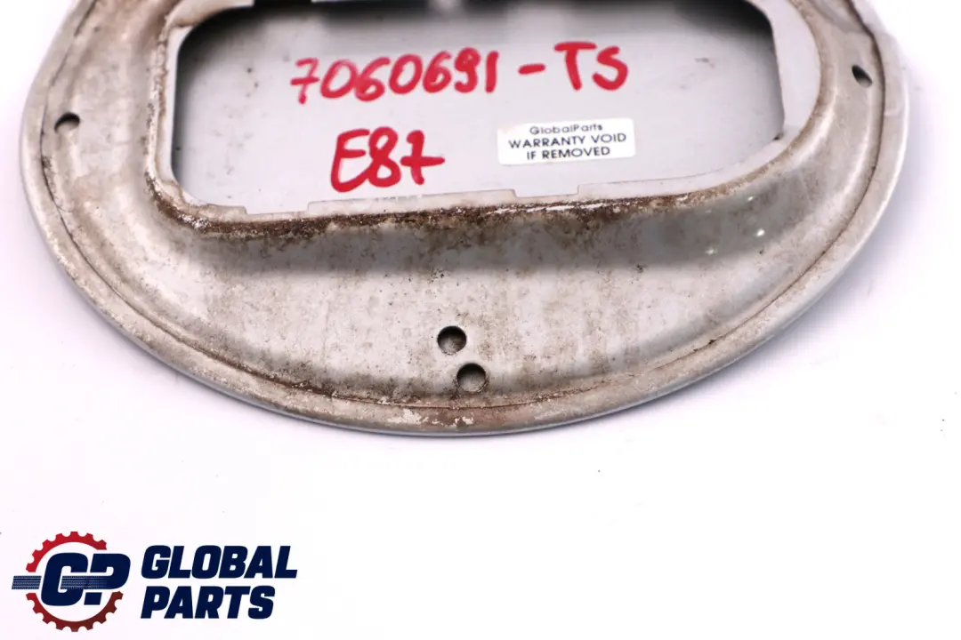 BMW E87 E87N Ribalta Riempimento Argento-Titanio Titan Argento - SKU 7060691-TS - Numero di parte 7060691