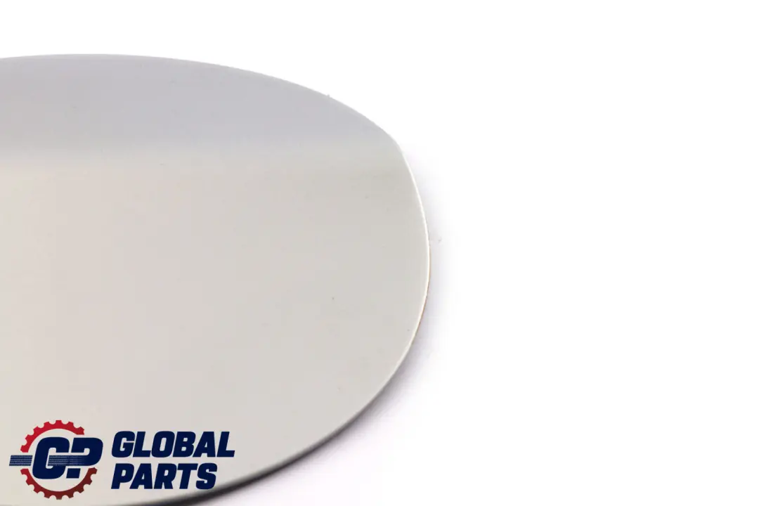 Tappo Sportello Bocchettone Rifornimento Carburante Titan Silver - 354 per BMW E87 con numero di parte 7060691 BMW E87 Tappo Sportello Bocchettone Rifornimento Carburante Titan Silver - 354 - SKU 7060691-TS - Numero di parte 7060691