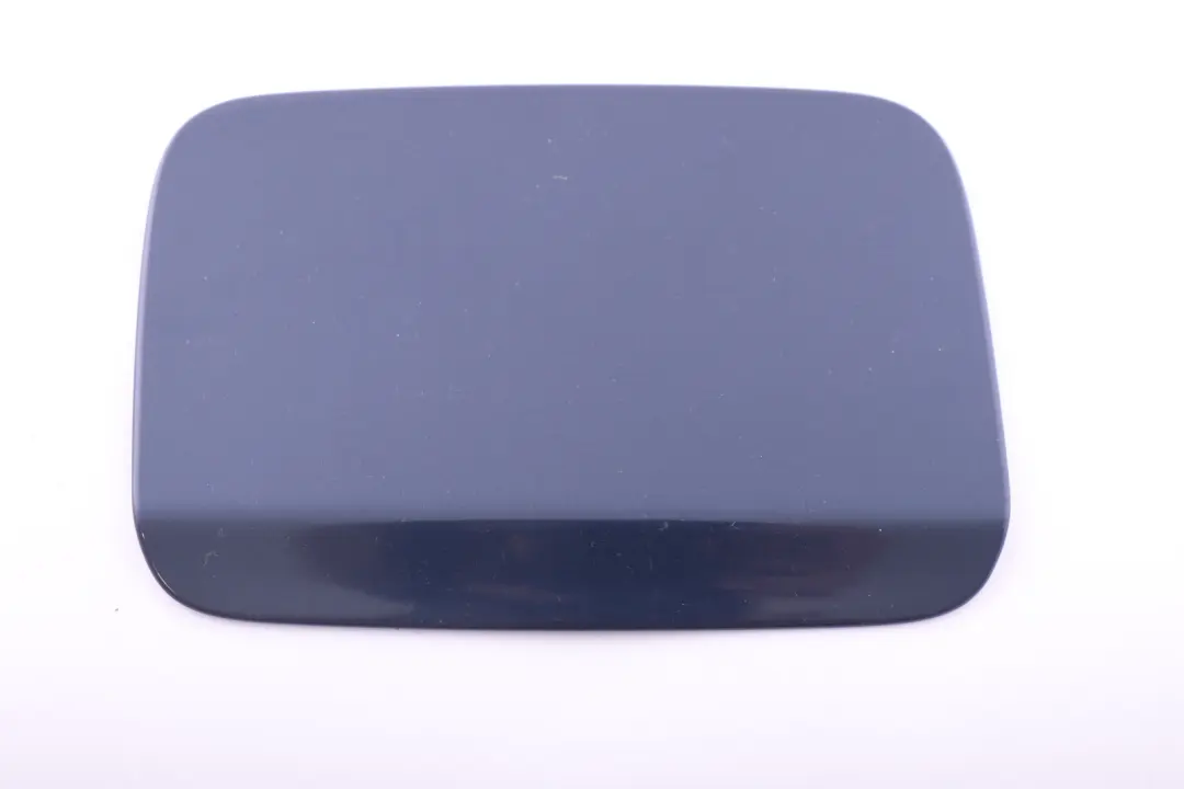 BMW E90 E91 Couvercle volet de remplissage carburant Tiefseeblau Deep Sea Blue - SKU 7060692-DSB - Numéro de pièce 7060692