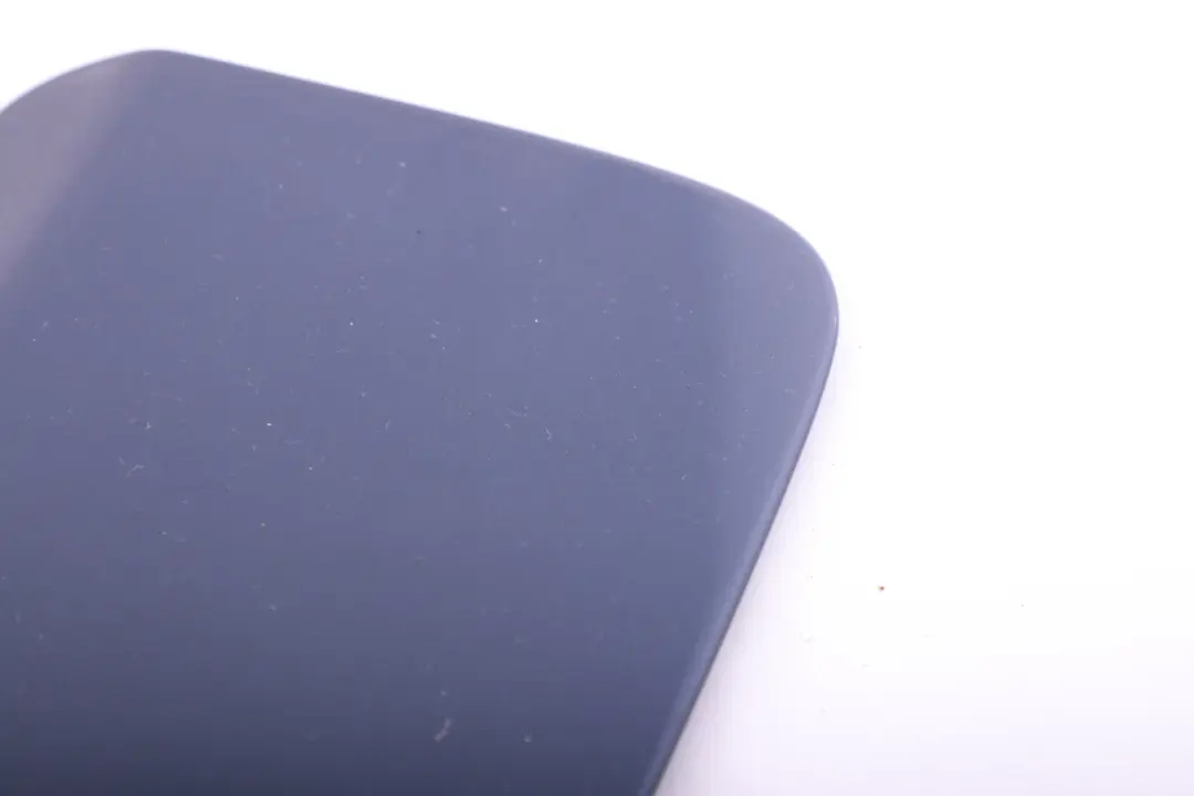 BMW E90 E91 Riempimento carburante coperchio sportello Tiefseeblau Blu - SKU 7060692-DSB - Numero di parte 7060692