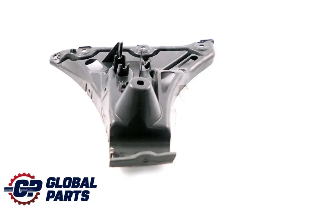 Tragerhalter Paraurti Posteriore Destra 5112 per BMW E61 LCI con numero di parte 7060796 BMW E61 LCI Tragerhalter Paraurti Posteriore Destra 5112 - SKU 7060796 - Numero di parte 7060796