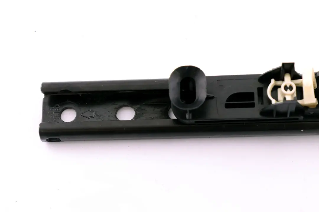 Ajuste De altura del cinturon De seguridad para Mini Cooper R50 R53 con número de pieza 7061253 Mini Cooper R50 R53 Ajuste De altura del cinturon De seguridad - SKU 7061253 - Número de pieza 7061253