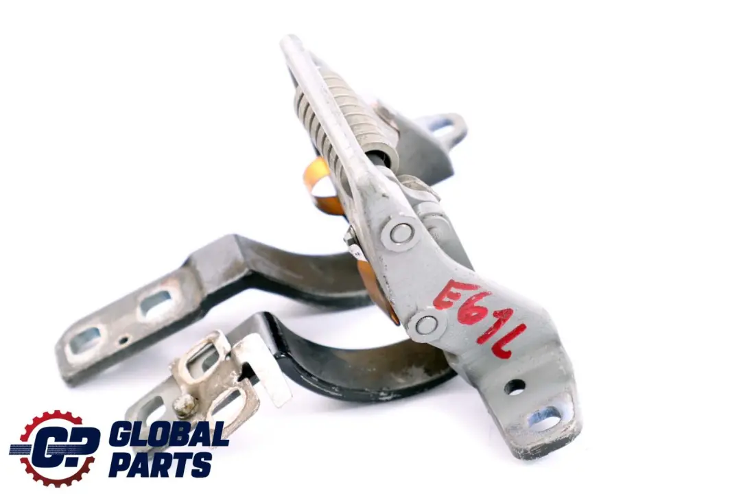 Reihe E61 Touring Scharnier Heckklappe Links Black Schwarz für BMW 5 mit Teilenummer 7061383 BMW 5 Reihe E61 Touring Scharnier Heckklappe Links Black Schwarz - SKU 7061383-BLK - Teilenummer 7061383